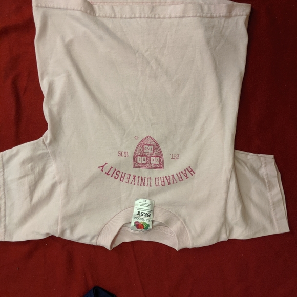 Clothes - Picture 2 of 8